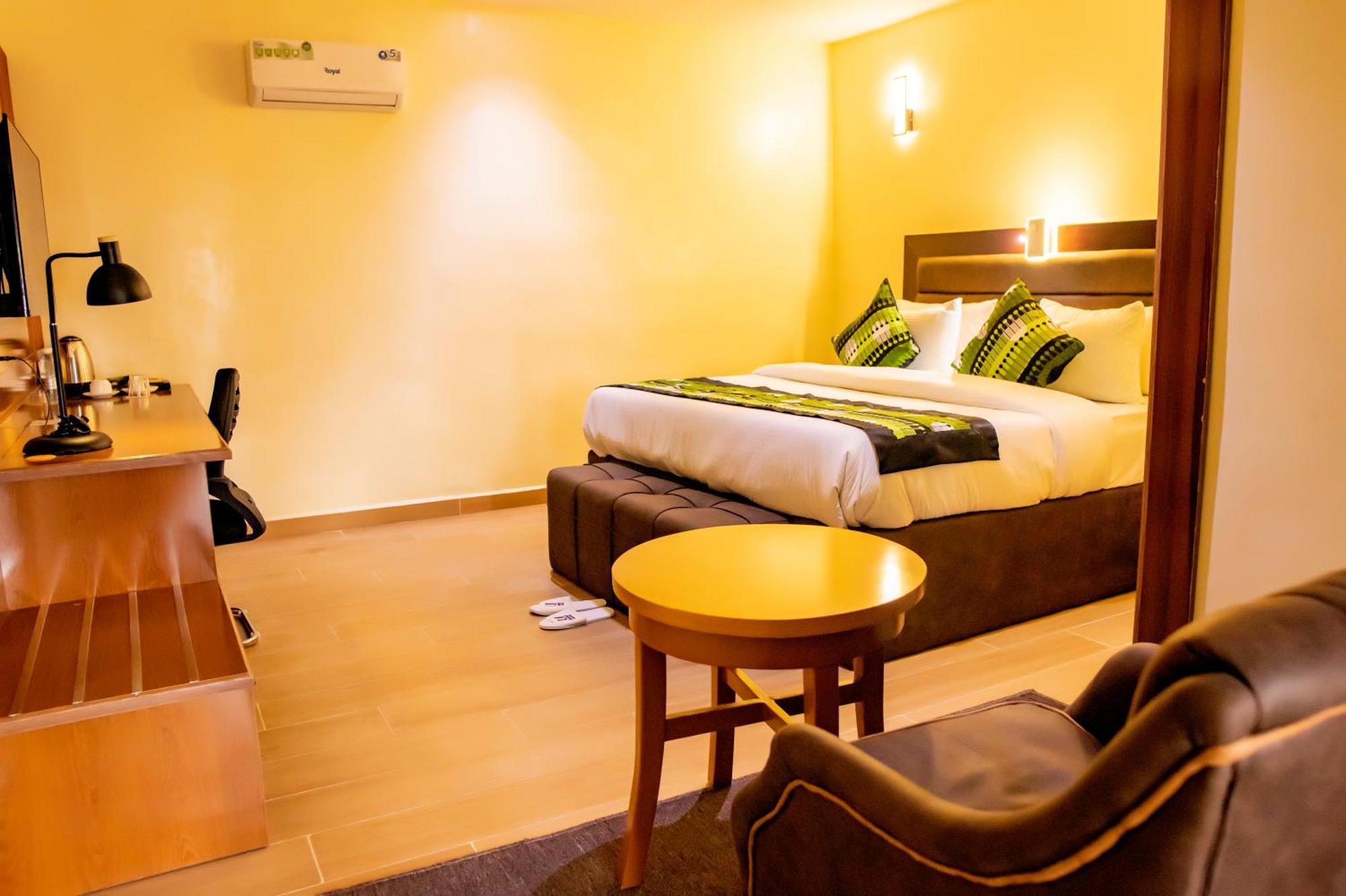 Villa Hilton Hotels Uyo Eksteriør billede