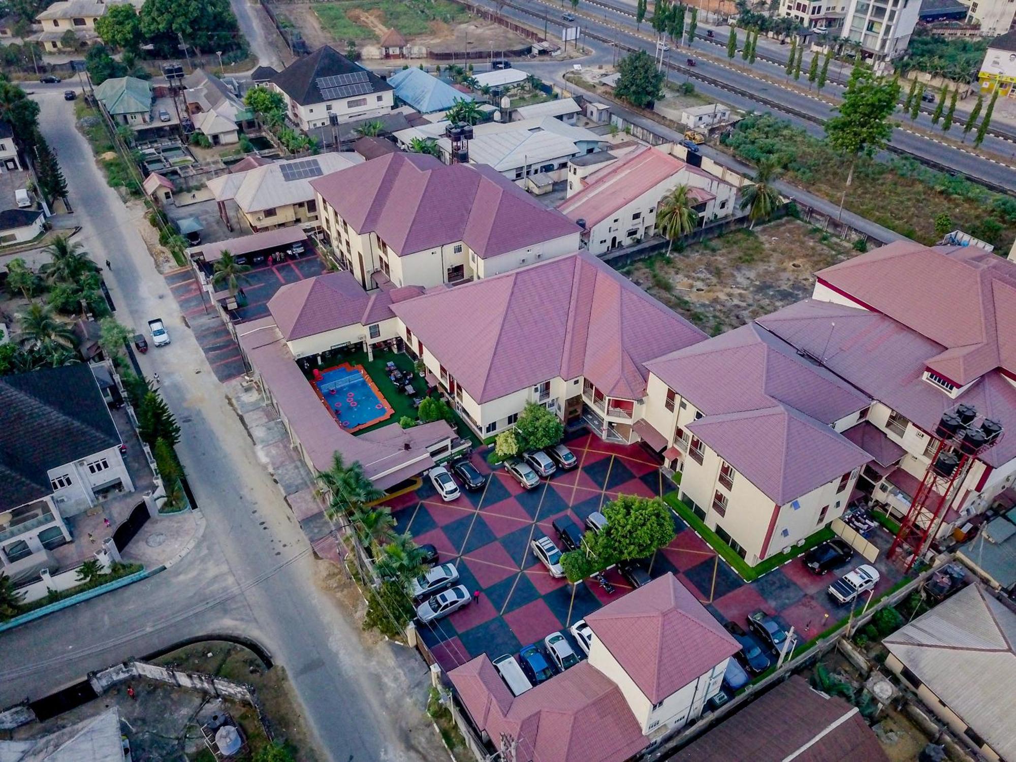 Villa Hilton Hotels Uyo Eksteriør billede