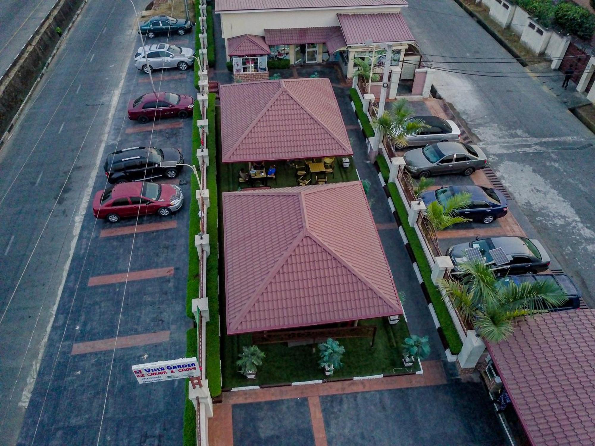 Villa Hilton Hotels Uyo Eksteriør billede